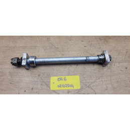 Axe de roue arrière Kawasaki 650 ER-6 N de 2012 à 2016