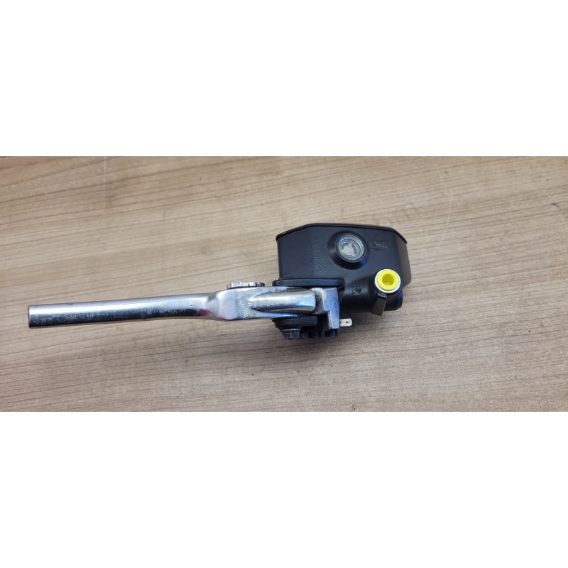 Maître cylindre de frein avant Kawasaki 650 ER-6 N de 2012 à 2016