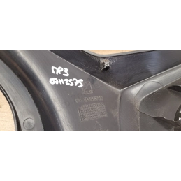 Carénage avant droit Piaggio MP3 300 HPE