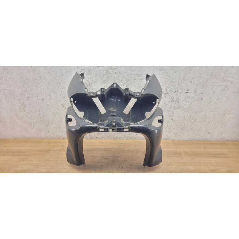 Face avant Piaggio X9