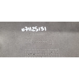 Face avant gauche Peugeot Metropolis