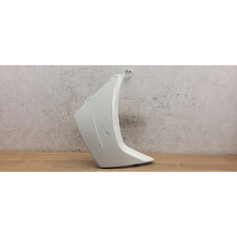 Carénage latéral droit Peugeot Metropolis