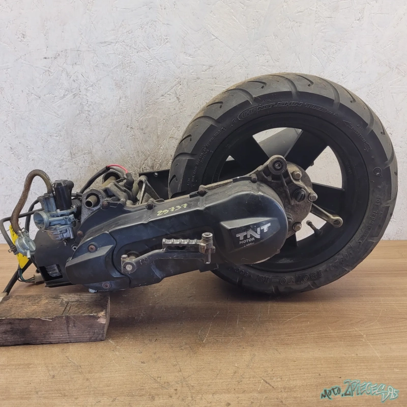 Moteur TNT 50 2T pour pièces - 15 761 KM