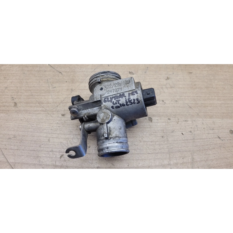 Corps d'injection Peugeot Satelis - Citystar - Elystar - Jet Force 125