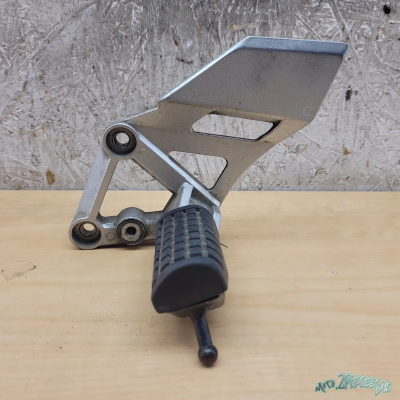 Platine avant gauche Daelim 125 Roadsport  De 2007 à 2014