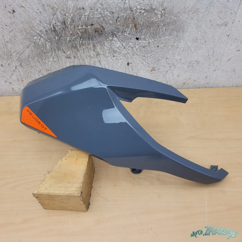 Carénage avant droit Peugeot XP400
