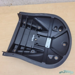 Coffre dessous selle Peugeot XP400