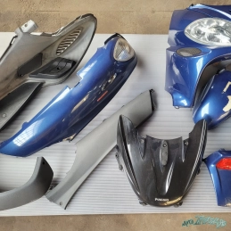 Lots Kit carénage carrosserie Habillage Piaggio X9
