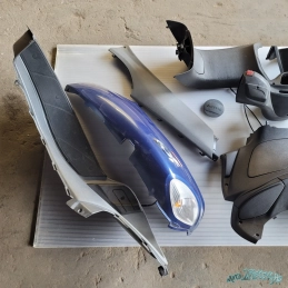 Lots Kit carénage carrosserie Habillage Piaggio X9