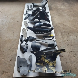 Lots Kit carénage carrosserie Habillage Aprilia SR 50 2T  ZD4MZ de 1997 à 2000