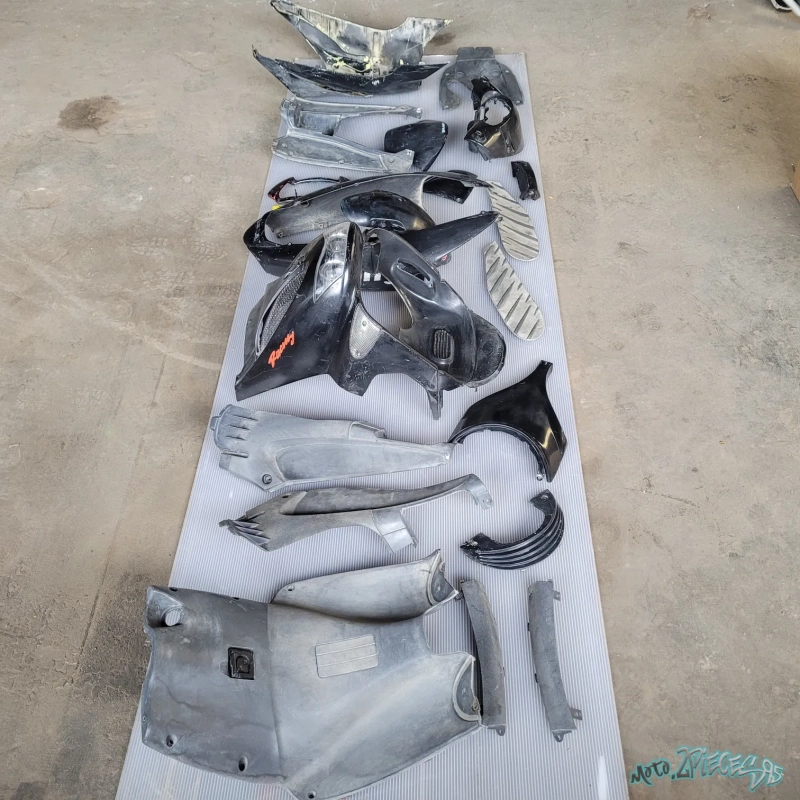 Lots Kit carénage carrosserie Habillage Aprilia SR 50 2T  ZD4MZ de 1997 à 2000