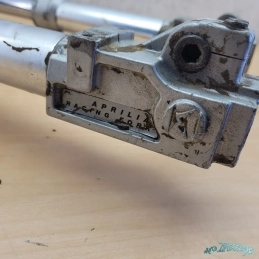 Fourche Aprilia SR 50 2T  ZD4MZ de 1997 à 2000