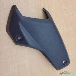 Plastique droit Peugeot Streetzone Estreetzone