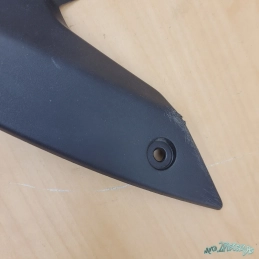 Plastique droit Peugeot Streetzone Estreetzone