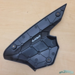 Plastique droit Peugeot Streetzone Estreetzone