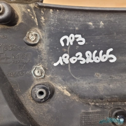 Garde boue droit Piaggio MP3 HPE 300 310 400 530