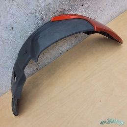 Garde boue gauche Piaggio MP3 HPE 300 310 400 530