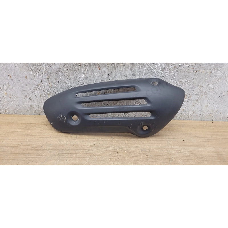Plaque Protection d'échappement Vespa Sprint Primavera 50 125 150