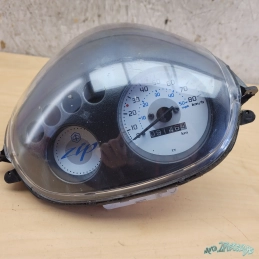 Compteur optique de phare Piaggio Zip 50 – 9 146 KM