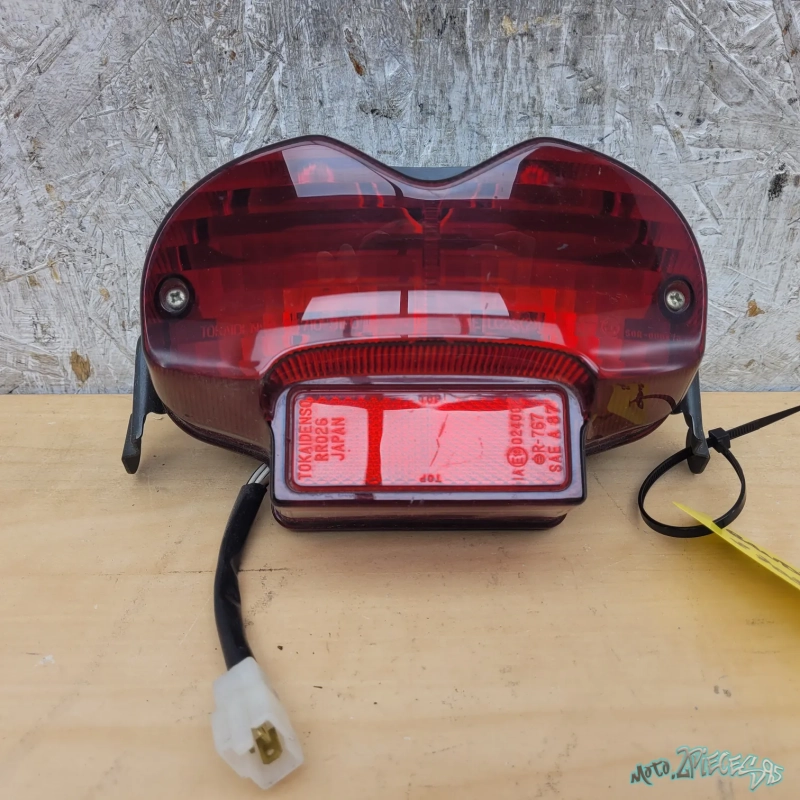 Feu arrière Suzuki Bandit 600 1200  2000 à 2005