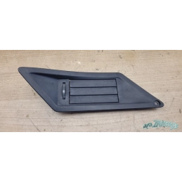 Grille ventilation gauche Gilera 125 Nexus