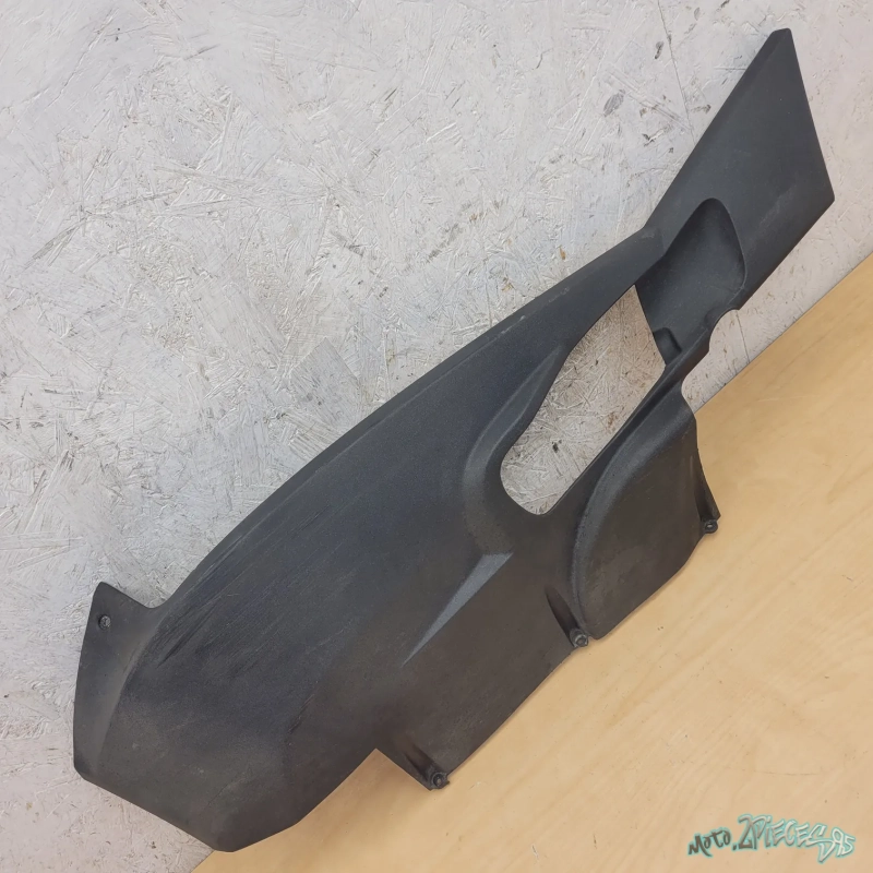 Sabot bas de caisse gauche Peugeot Satelis