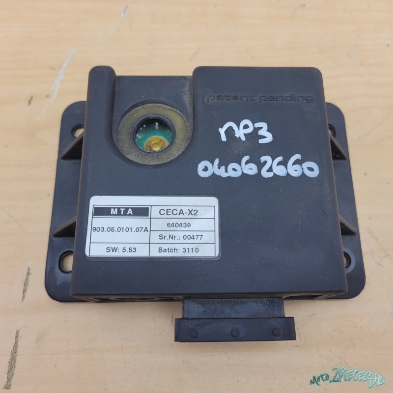 Boitier Roll Lock Mp3 125 250 300 400 500 / 5.53
