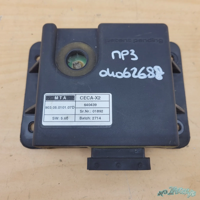Boitier Roll Lock Mp3 125 250 300 400 500 / 5.60