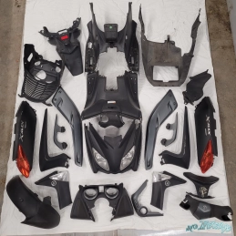 Lots Kit carénage carrosserie Habillage Yamaha X-max 125 250 MOMO DESIGN - De 2010 à 2013