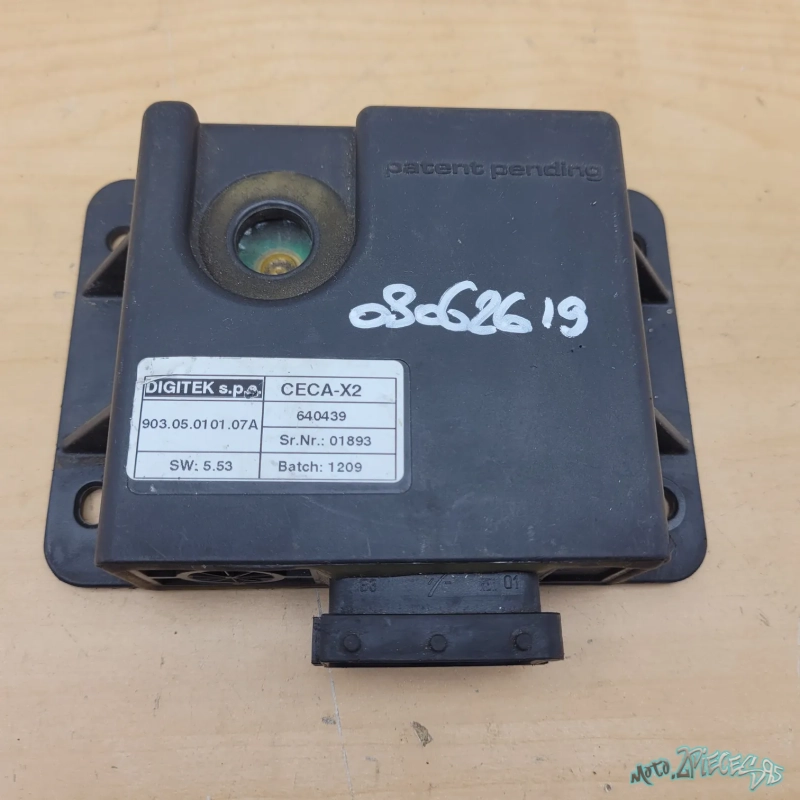 Boitier Roll Lock Mp3 125 250 300 400 500 / 5.53