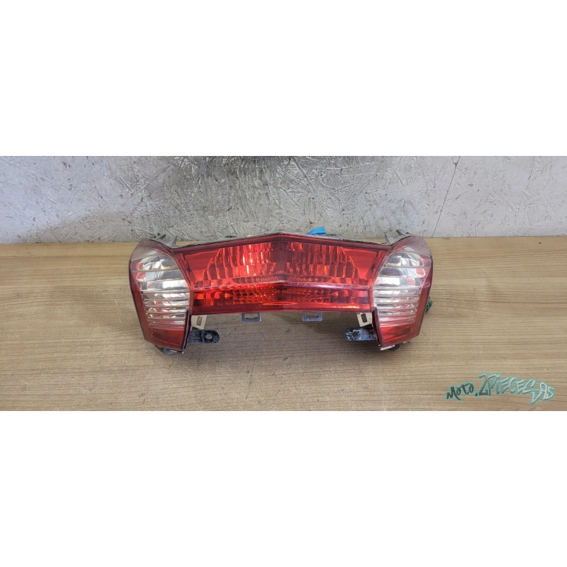 Feux arrière Kymco Dink Street