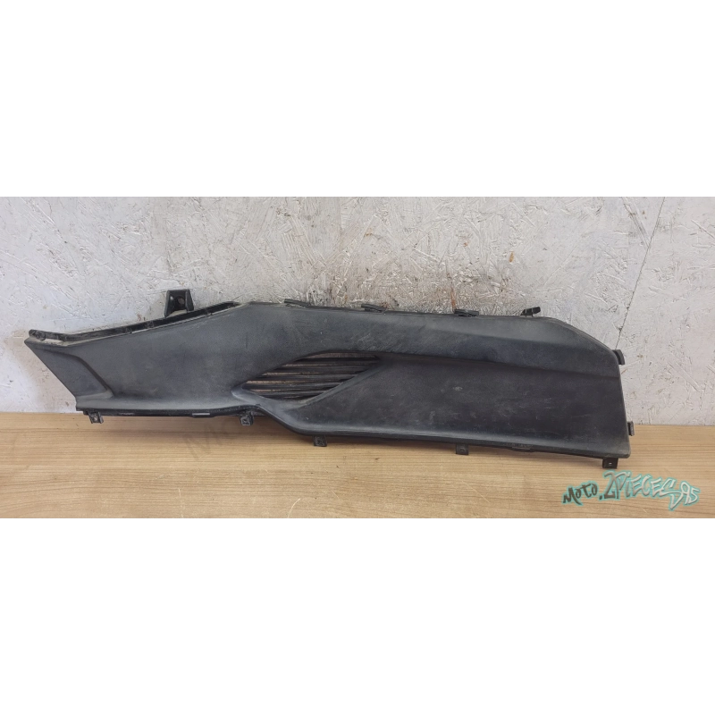 Bas de caisse droit Kymco Dink Street 125  De 2009 à 2015