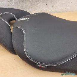 Selle confort Shad pour Integra 700 750, série style, noire avec coutures blanches et sigle Integra